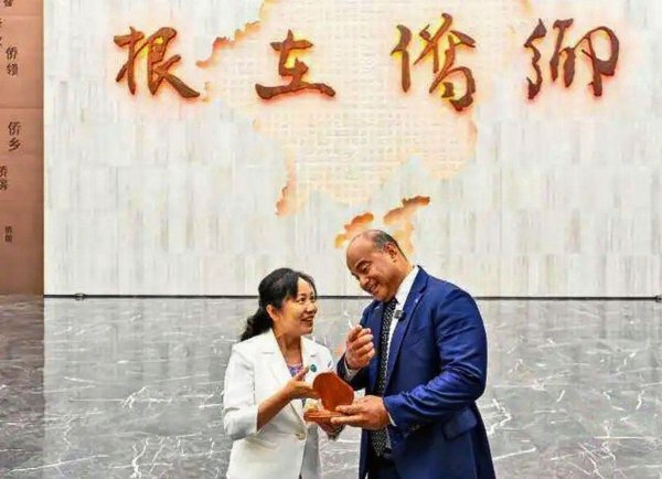 互利配资 又一国元首来中国认亲，这事儿藏着中国软实力的大变化